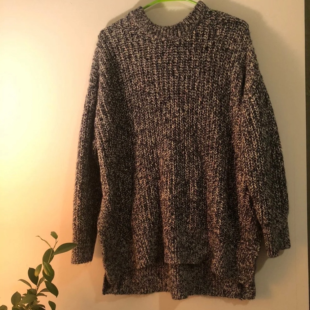 American eagle sweater